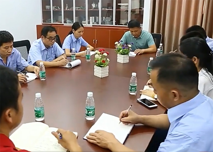 hydraulic press machine assembly workshop 2