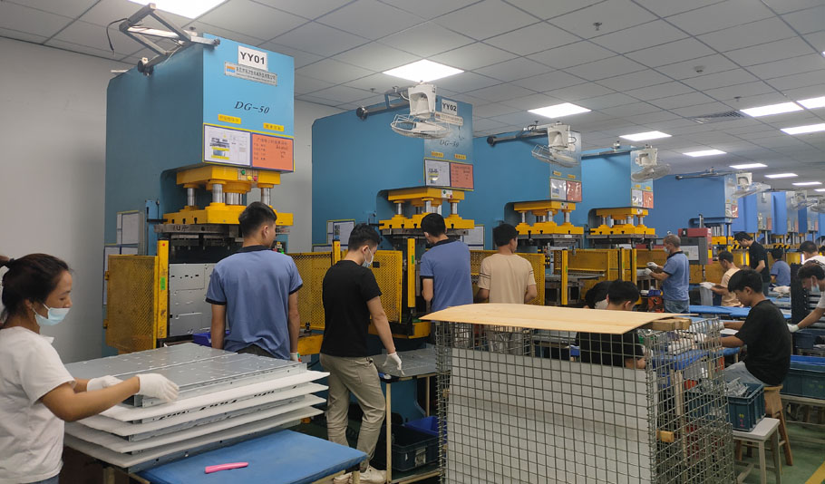 得力仕C型(弓型)油壓機應用