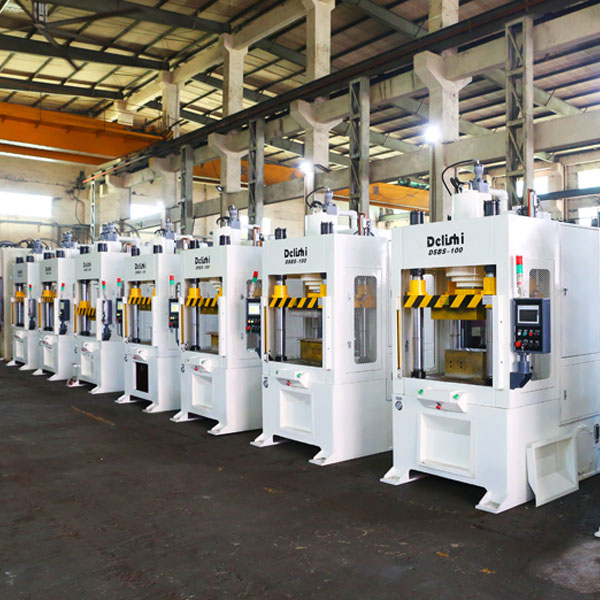 四柱液壓機生產(chǎn)線